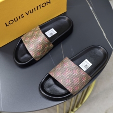 Louis Vuitton Slippers